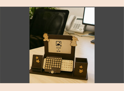 personalized-image-text-wooden-pen-stand-with-infinite-calendar-002