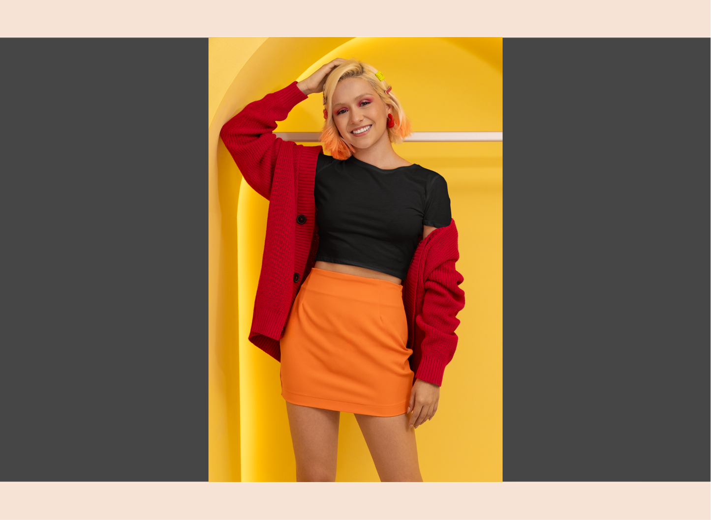 solid-women-front-black-croptop